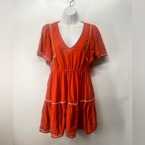 Old Navy Dresses & Skirts - Old Navy Embroidered Mini Dress
